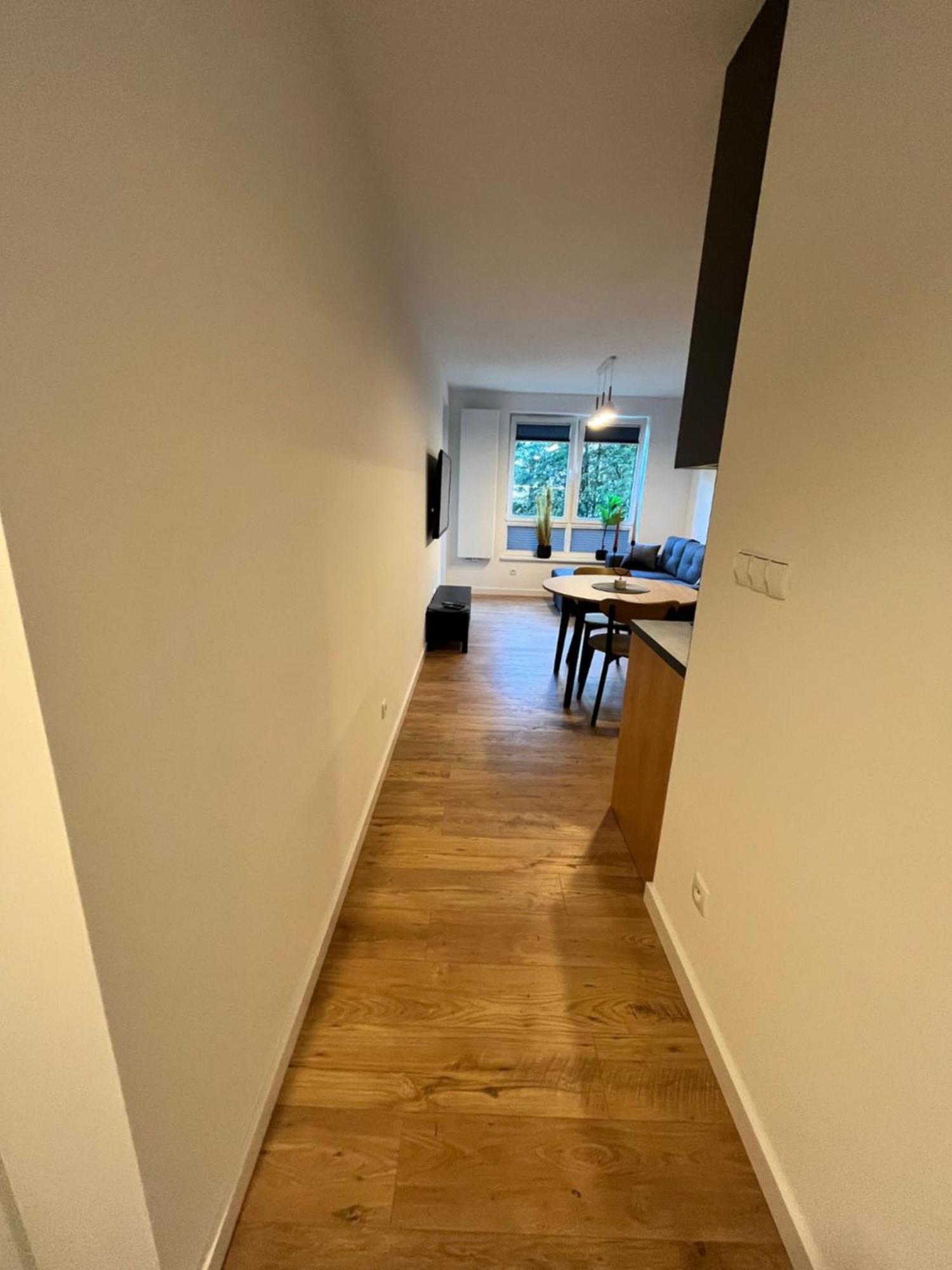 Apartament Julia 1-4 Os Starowapiennikowa 42A Z Balkonem Ze Sniadaniem Kontynentalnym Κίελτσε Εξωτερικό φωτογραφία